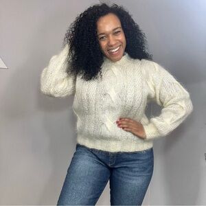 Vintage Talbot Mohair Cozy Fuzzy White Sweater Knit Boho Ski Cabin Mockneck Boho